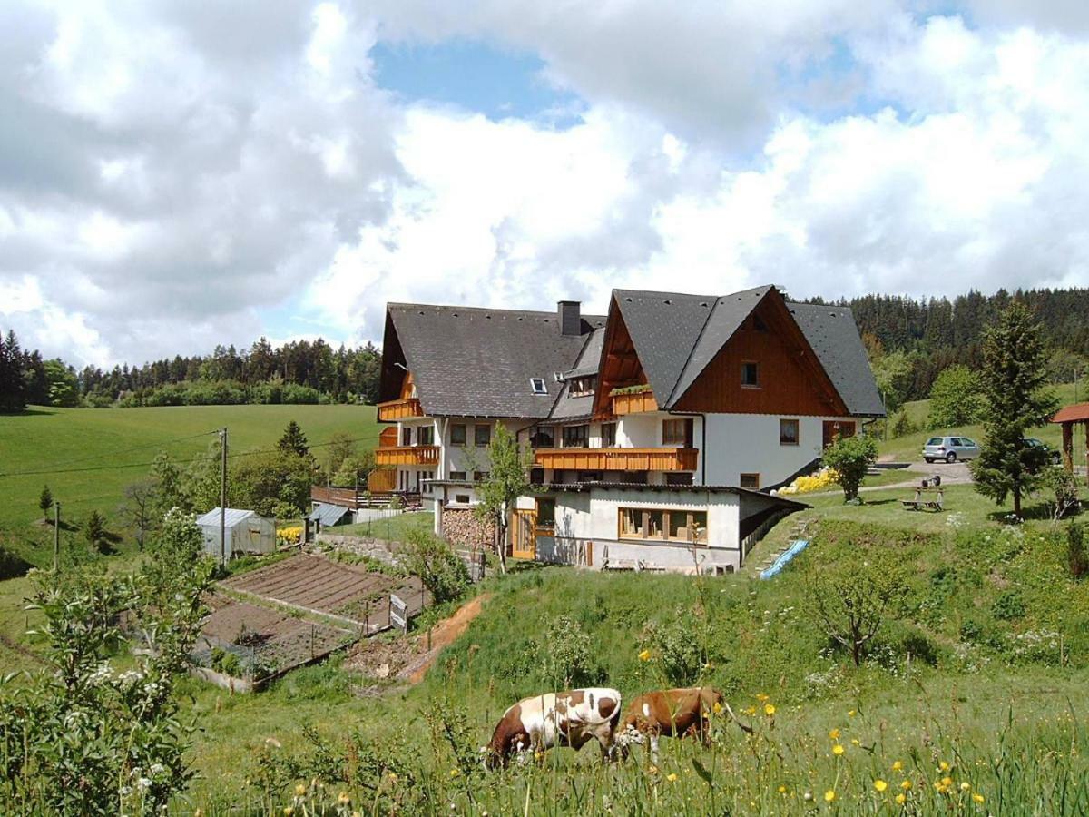 Haus Erlenmoos Apartment ซางต์ เกออร์เกน อิม ชวาร์ซวาล์ด ภายนอก รูปภาพ